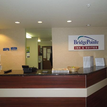 Bridgepointe Inn & Suites Toledo-Perrysburg-Rossford-Oregon-Maumee By Hollywood Casino Northwood Zewnętrze zdjęcie